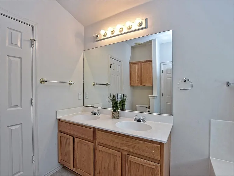 3477 Flowstone Ln — Photo 24