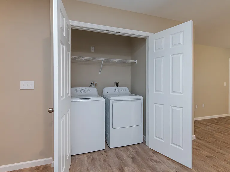 132 Alycia Dr — Photo 6