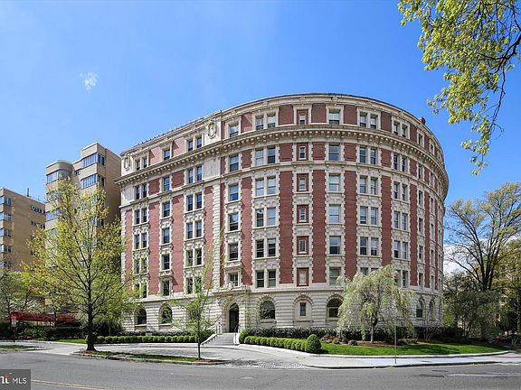 3rd image of 2126 Connecticut Ave NW #57