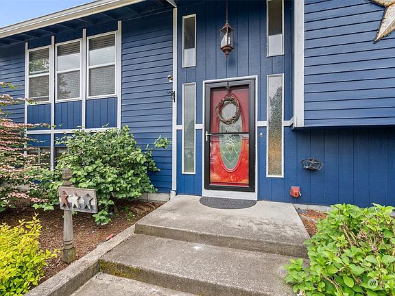 5th image of 13412 8th Avenue E