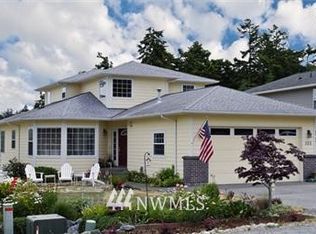 303 Broadway, Coupeville, WA 98239