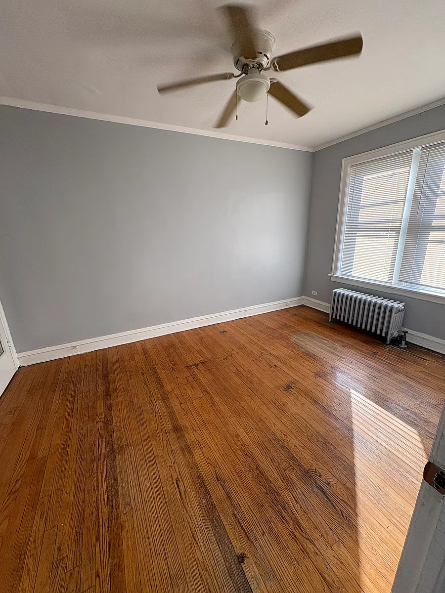 Building Photo - 8001 S Drexel Ave #3