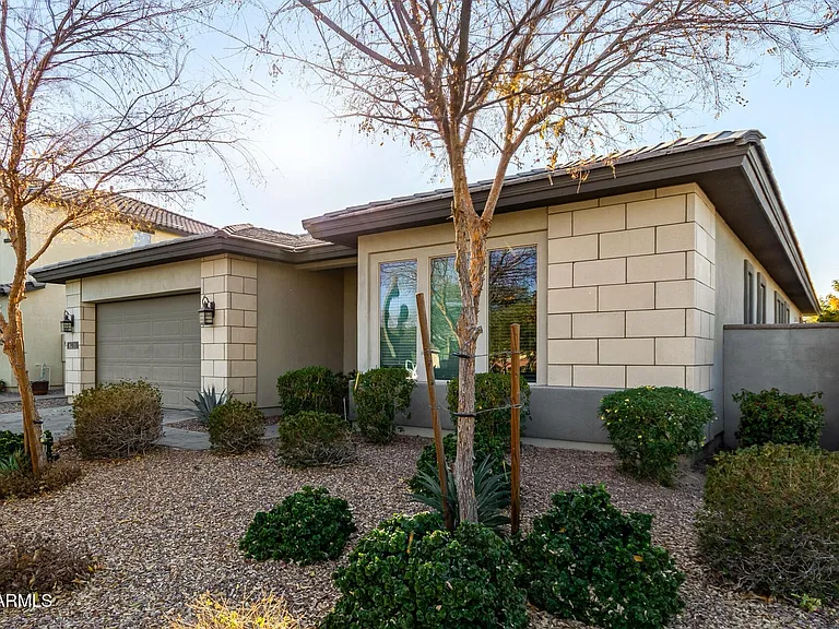 12808 N 144th Dr — Photo 9