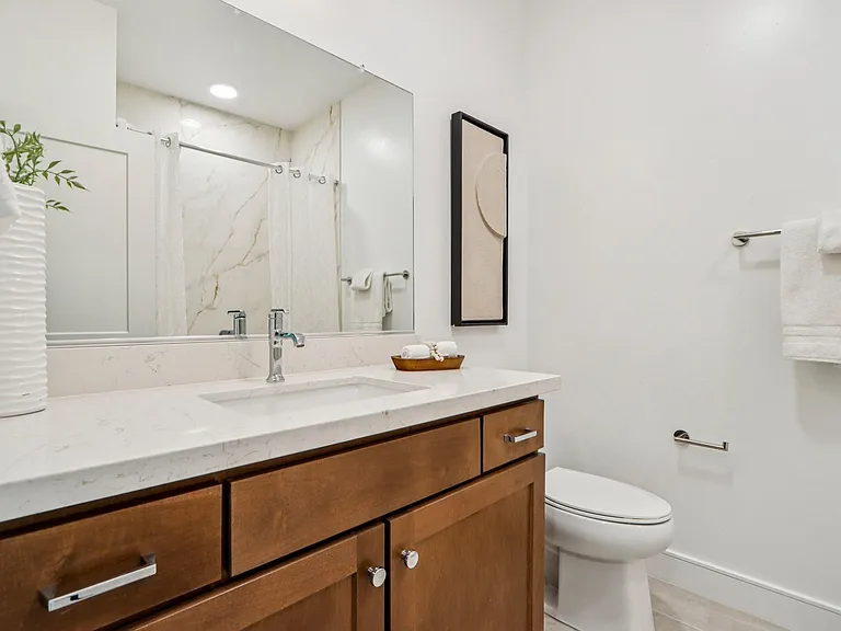 Elevate at Red Mountain Townhomes — Photo 16