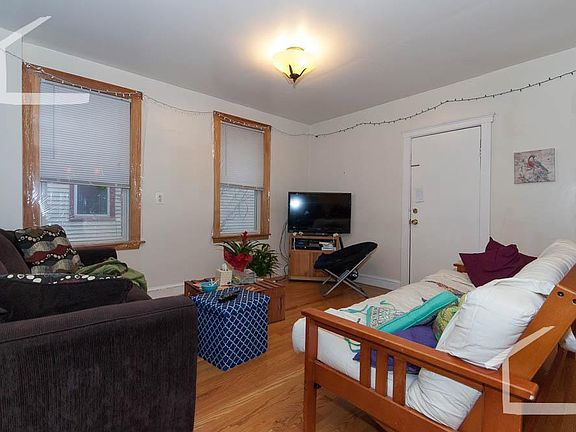4th image of 31 Brackett St #O1o