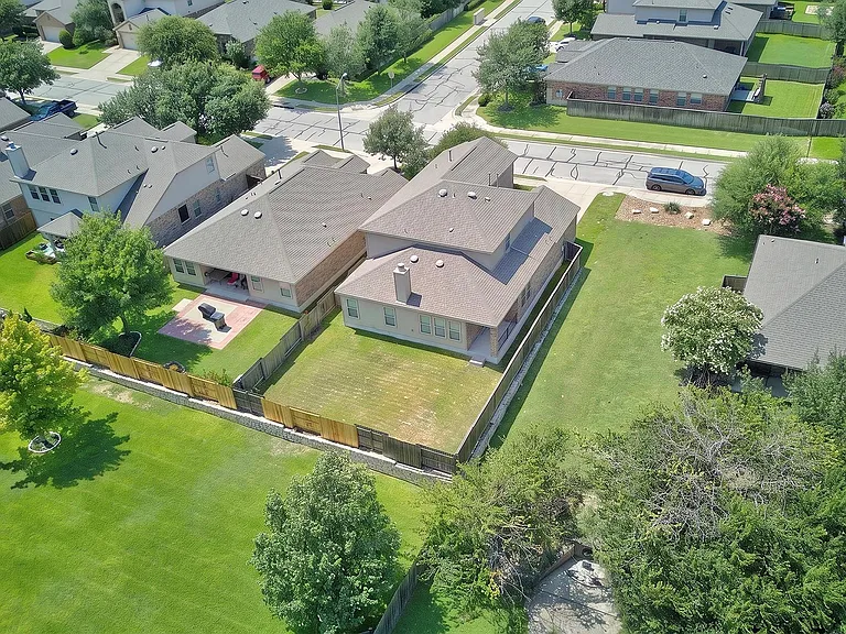 4601 Chestnut Meadows Bnd — Photo 32