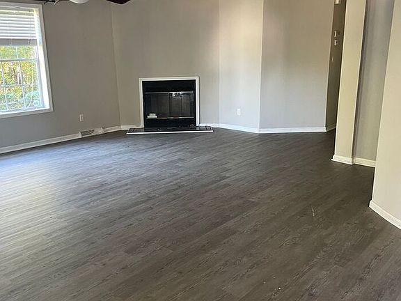 4th image of 507 W Norment Ave