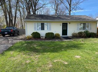 1224 Adams Rd, Burton, MI 48509