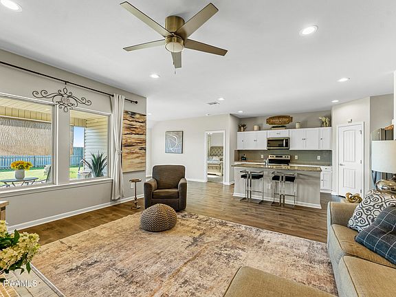 5th image of 4056 Starling Pl