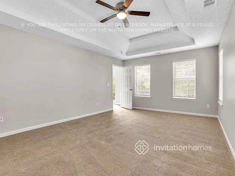 5614 Carriage Walk Way — Photo 21