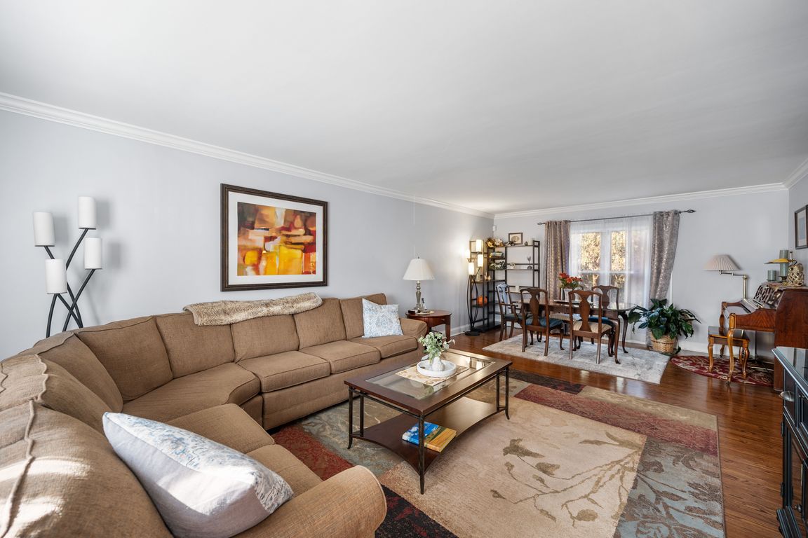 next background image