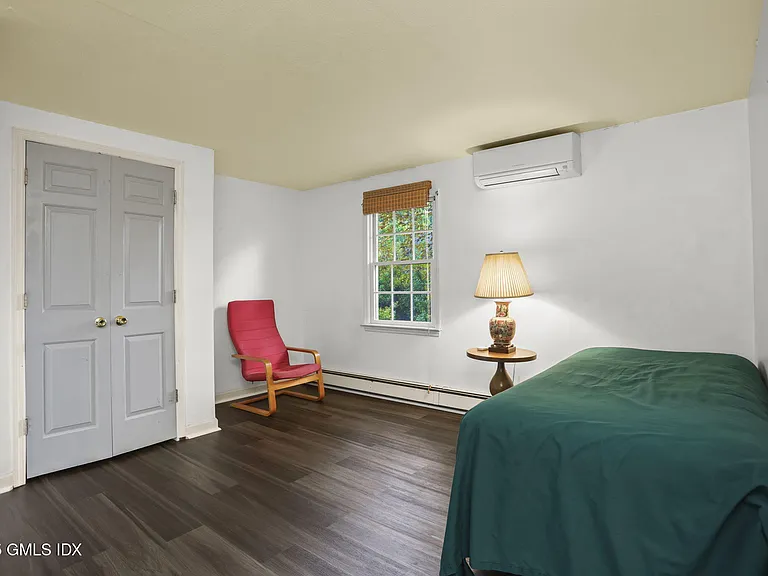 6 Halsey Dr — Photo 18