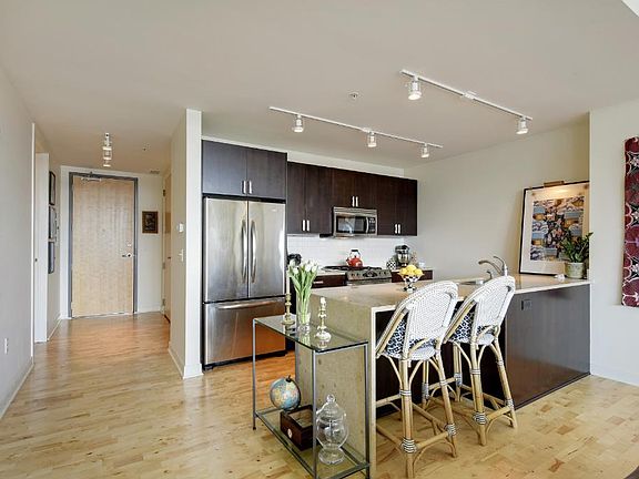 5th image of 901 2nd St S #604