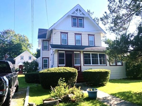 40 Prospect Ave APT 2