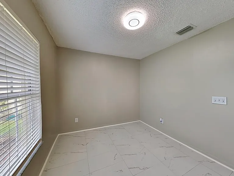 1836 Blue Fox Ct — Photo 18