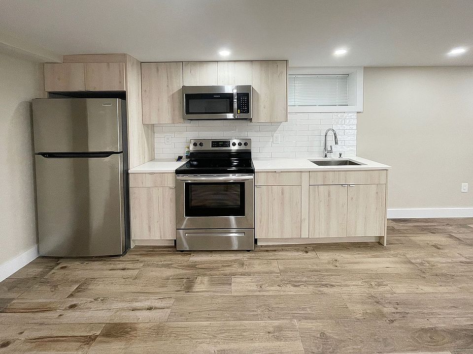 1st image of 25-33 47th St