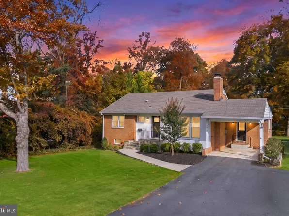 6620 Kerns Rd, Falls Church, VA 22042