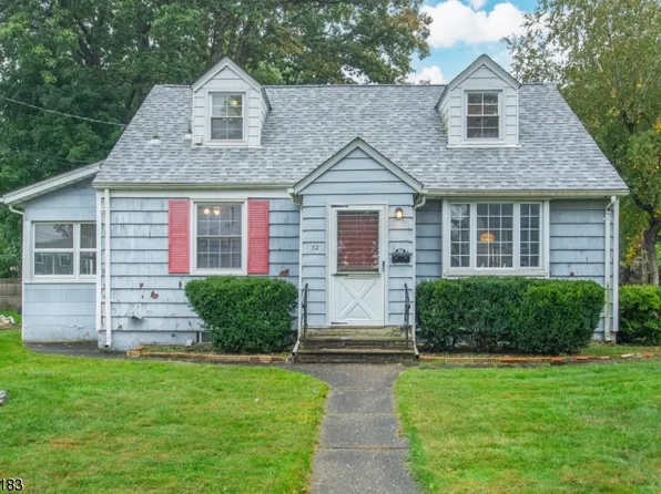 32 Woodland Dr, Hasbrouck Heights Boro, NJ 07604