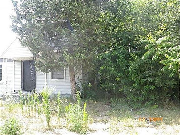 2nd image of 20513 Barlow St