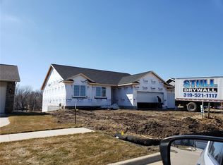 1233 Petrus Dr NE, Cedar Rapids, IA 52402
