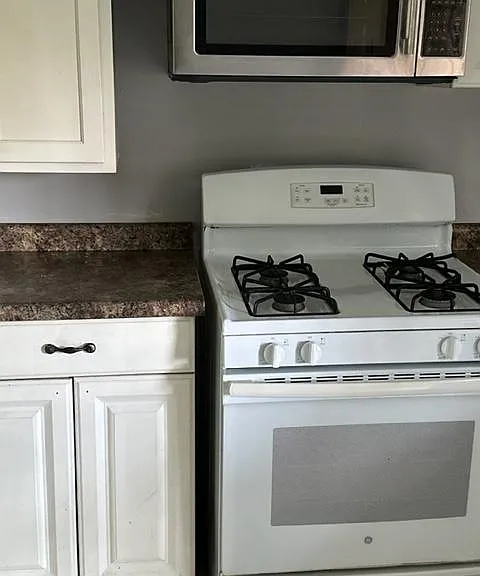 15815 Lexington Ave #5A — Photo 2