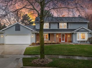 N103W7576 Saint James Ct, Cedarburg, WI 53012