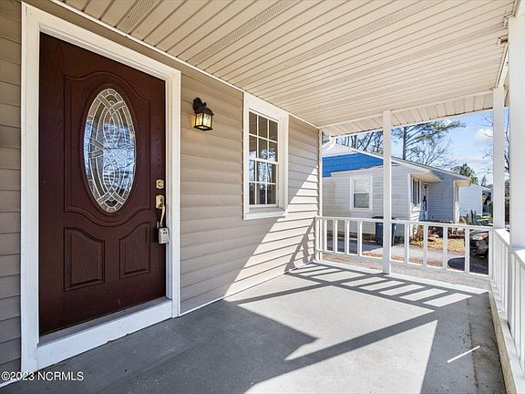 4th image of 510 Oak Ln