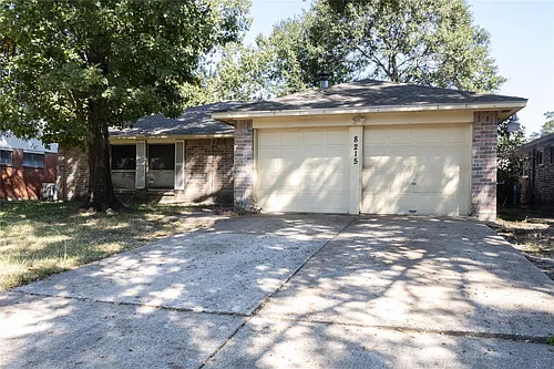 8215 Lone Bridge Ln Photo 1