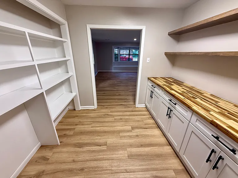 2013 Creekwood Dr — Photo 7