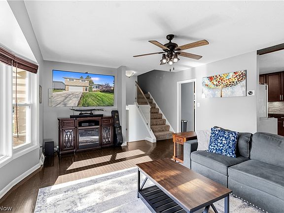 5th image of 6911 Lantern Ln
