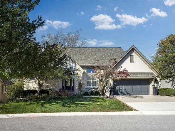 16960 Max Ct, Village Of Loch Lloyd, MO 64012