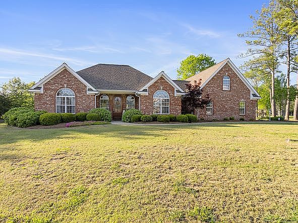 1st image of 213 Water Oak Ln