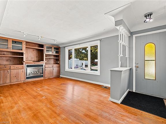 3rd image of 30 Gerard Ave