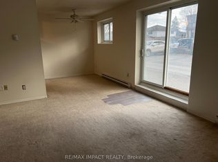 51 Russett Ave #102, Oshawa, ON L1G 3R4