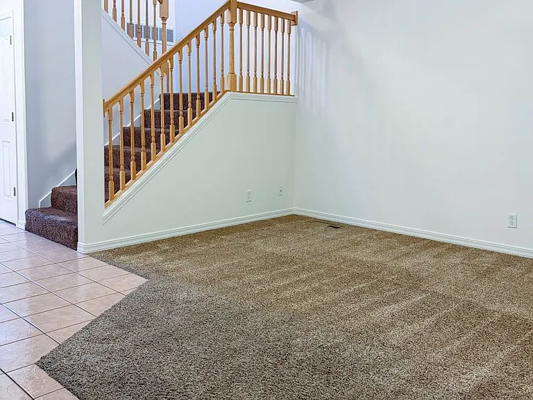 2105 Alan St #1 — Photo 4