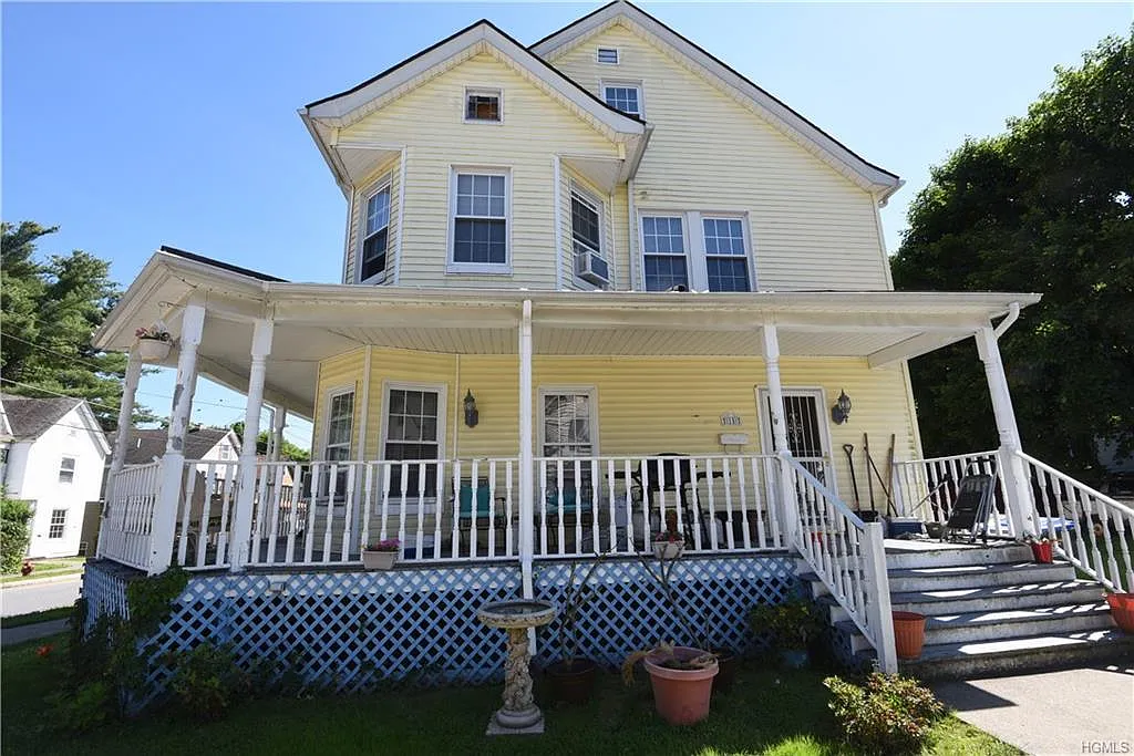 15 Woodruff St photo 1