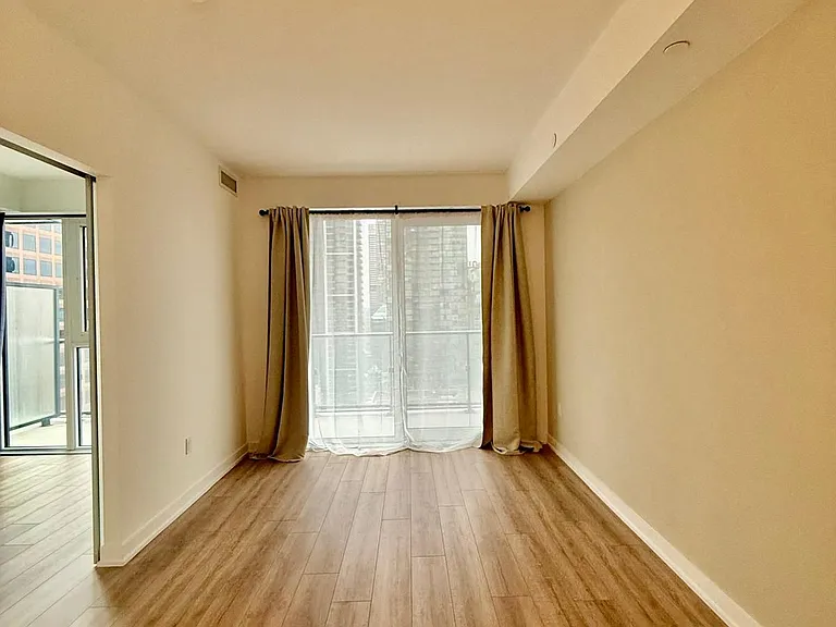 634 Church St #1507 — Photo 3