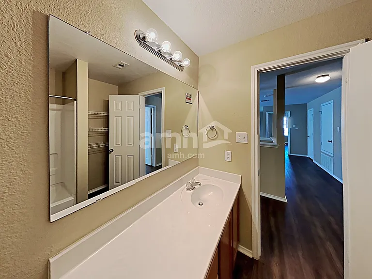 11850 Briarton Wls — Photo 16