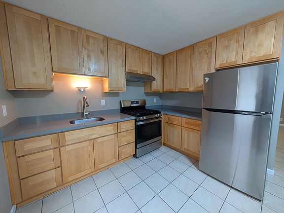 5th image of 7530 Rogers Ln APT 2