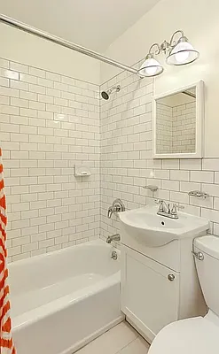 Rented by Charney Real Estate LLC | media 7