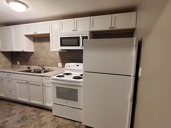 2nd image of 2131 N 32nd St