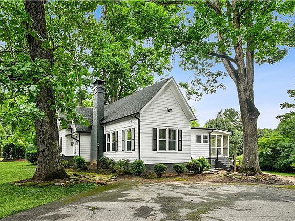 5th image of 5383 Tilly Mill Rd
