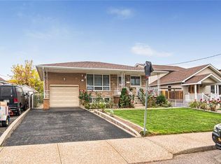 31 Adair Ave N, Hamilton, ON L8H 6A5