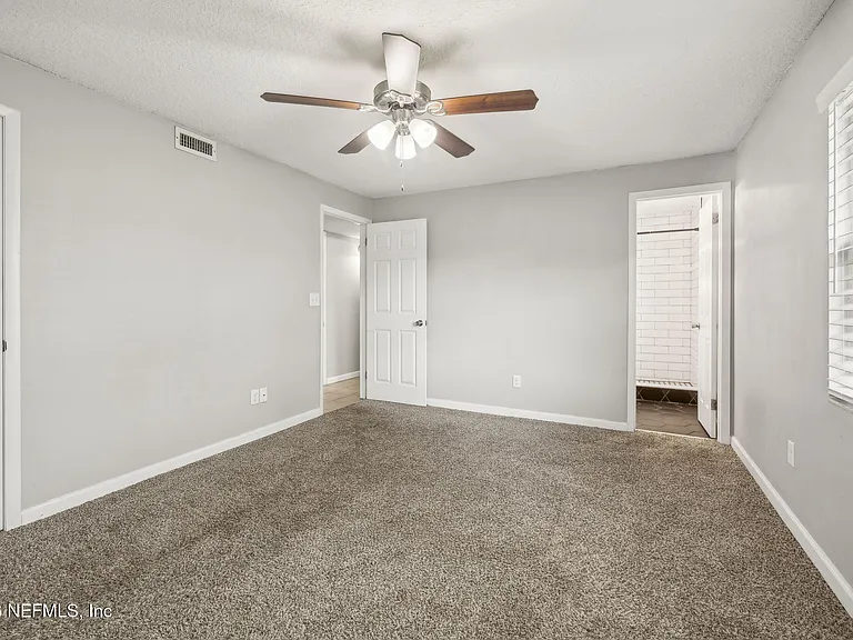 7600 Pheasant Run Dr — Photo 25