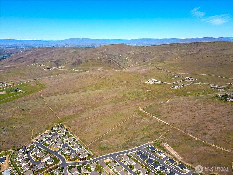 5th image of 351 Kristi Lane