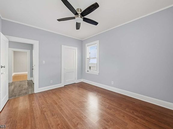 5th image of 17 Boyden Pkwy Floor 1
