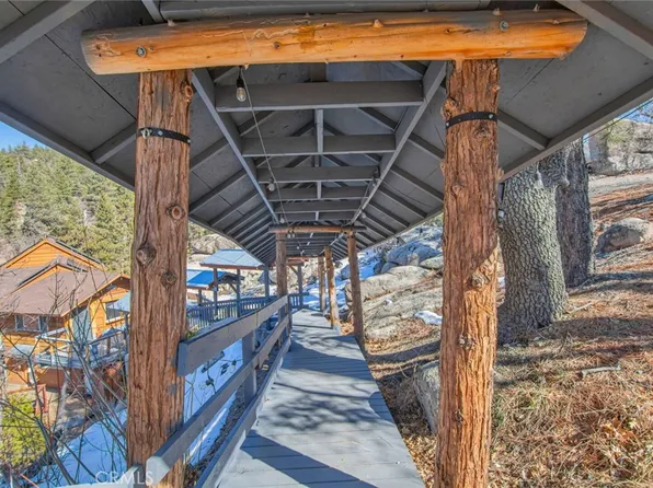 33141 Big Bear Lake Rd, Arrowbear Lake, CA 92382