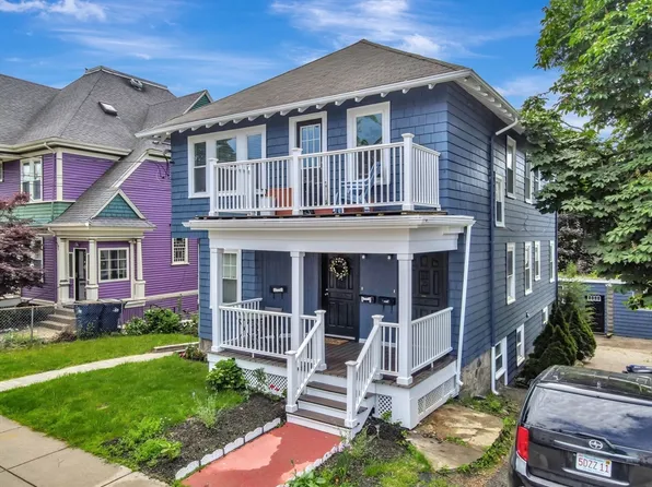 56 Farquhar St, Roslindale, MA 02131