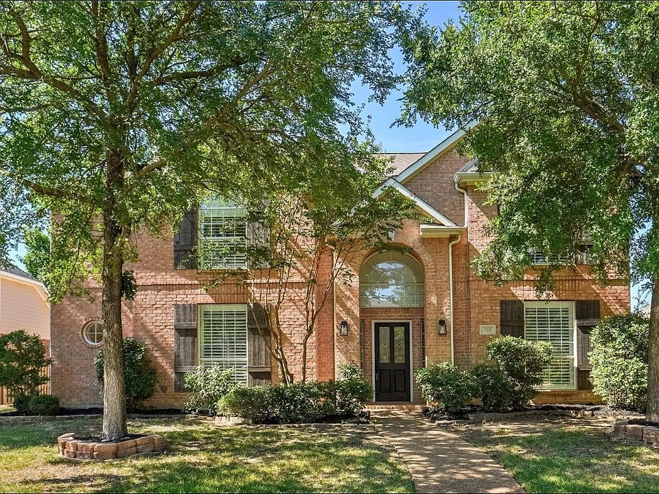 1st image of 719 Bryson Way