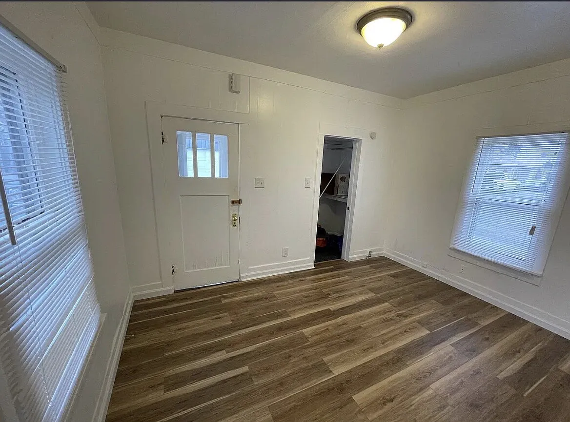 Prime Location Opportunity: Blank Canvas in Tulsa's Pearl District — Photo 4